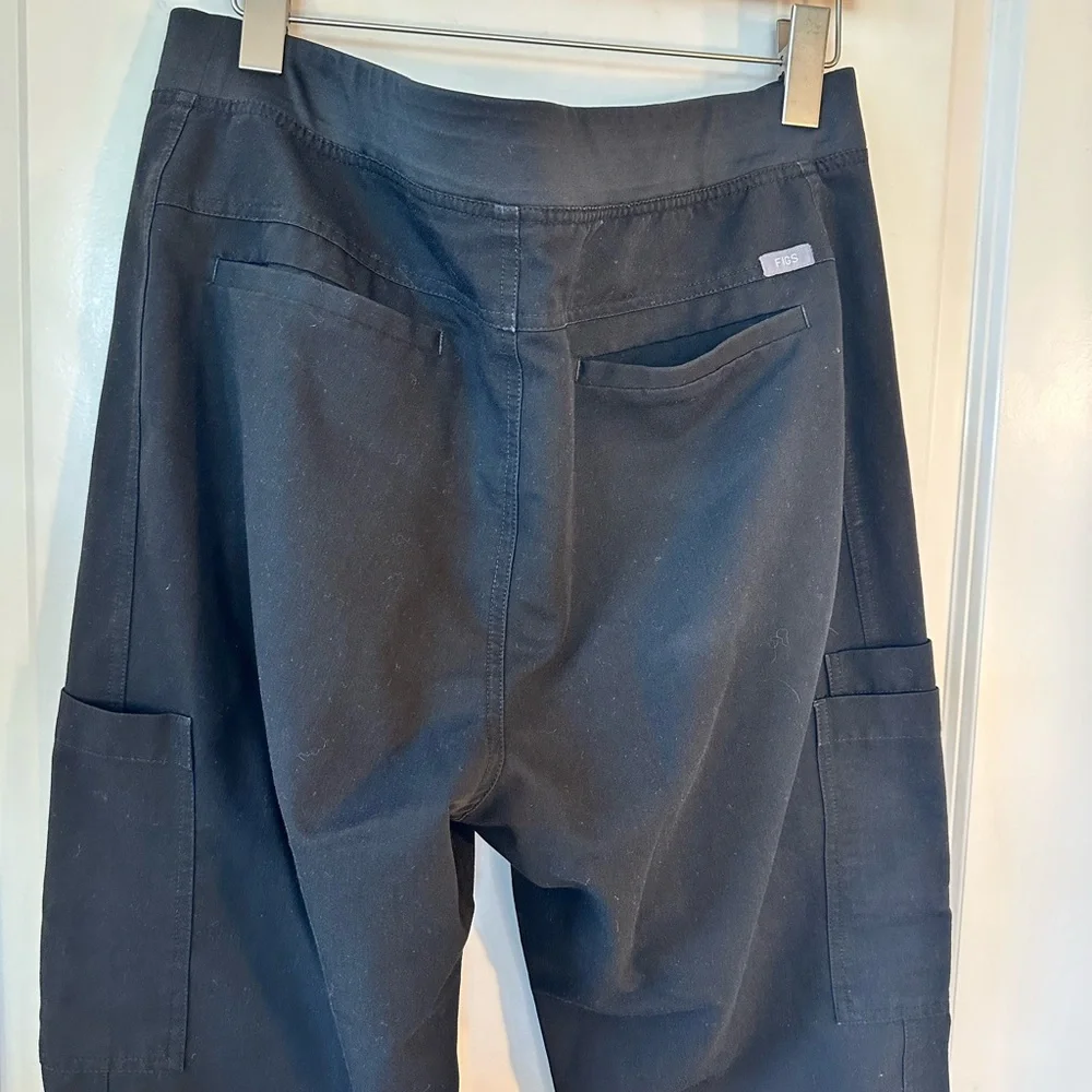 FIGS Axim Cargo Black Medical Scrubs, Size 36
